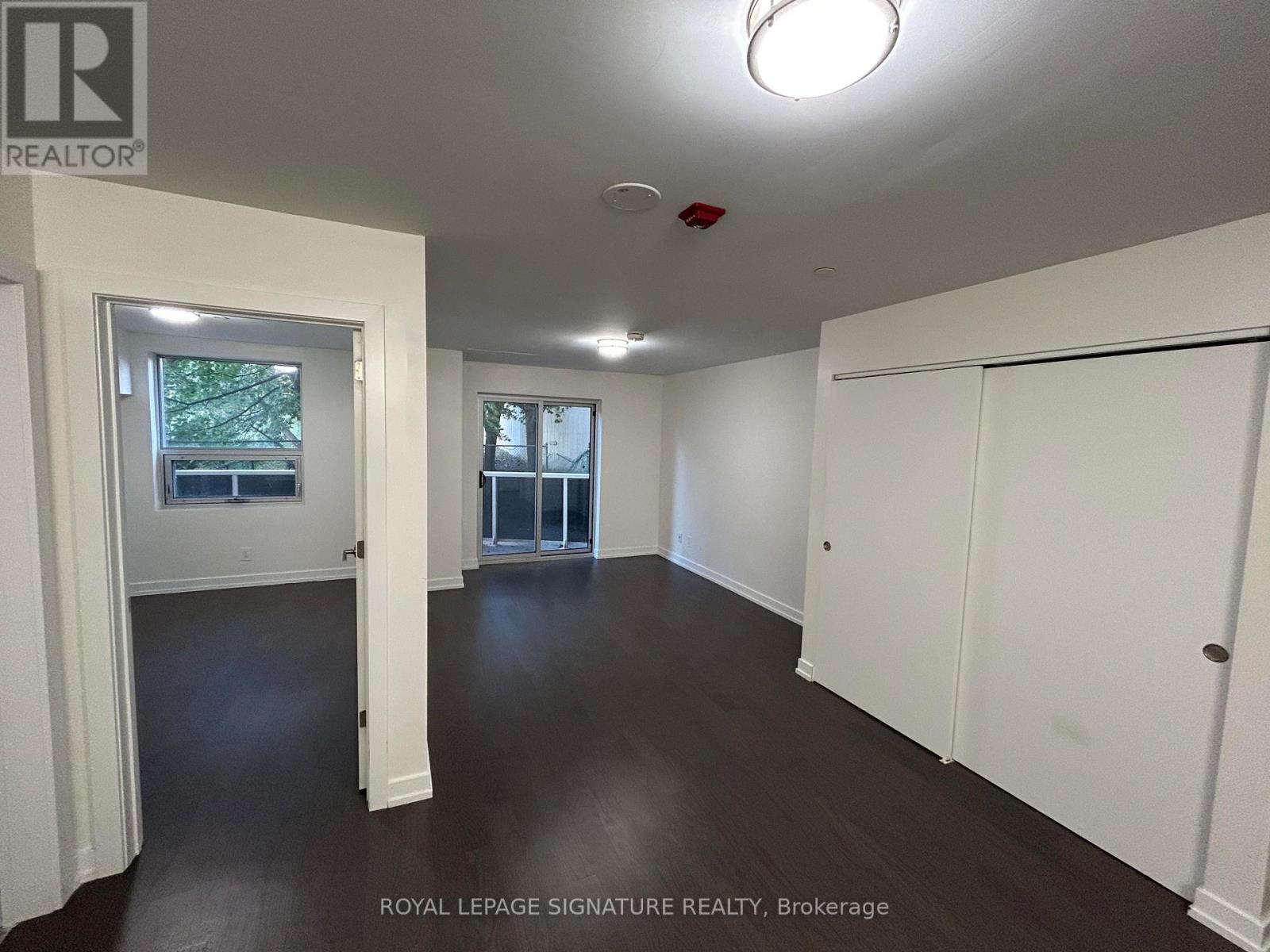 B101 - 46 Panorama Court, Toronto, Ontario  M9V 4A4 - Photo 8 - W12514648