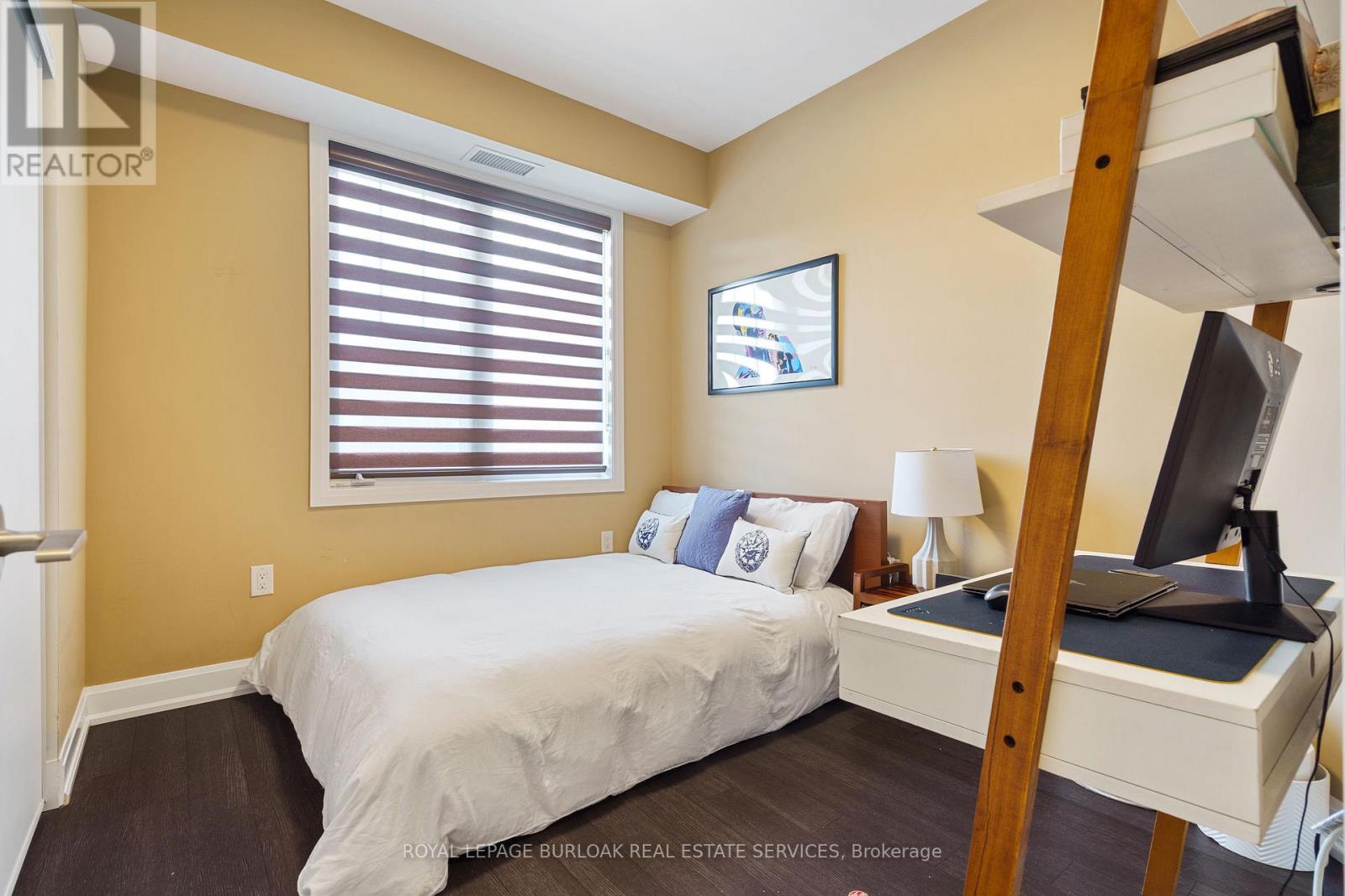 306 - 272 Georgian Drive, Oakville, Ontario  L6H 0K4 - Photo 19 - W12514656