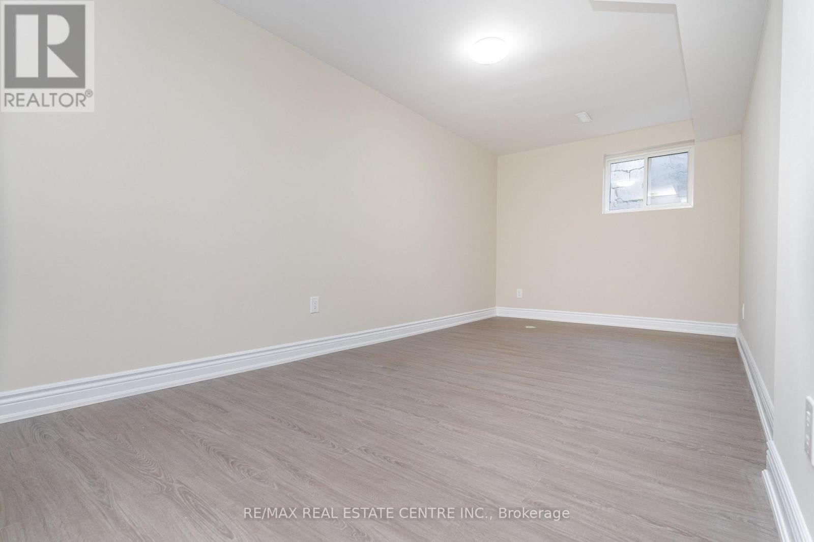 54 Princess Street, Orangeville, Ontario  L9W 1W3 - Photo 9 - W12514672