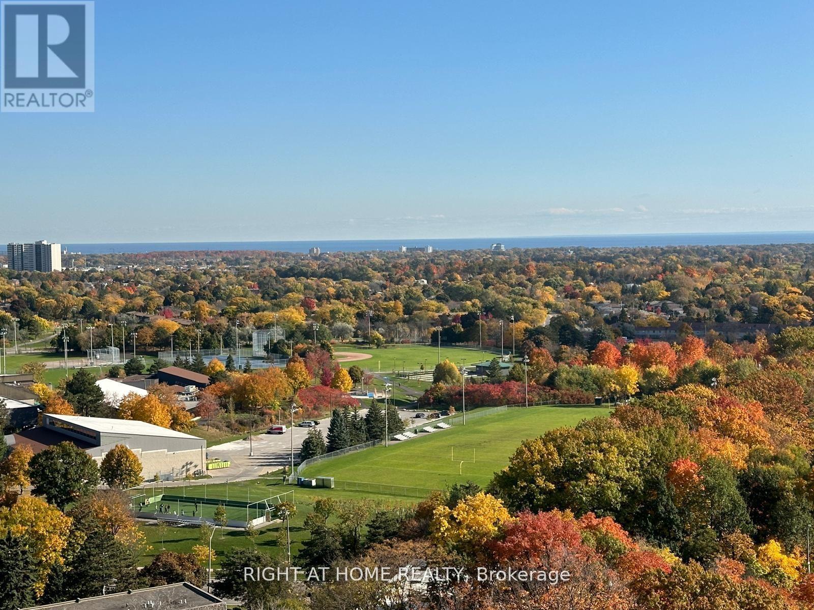 1608 - 202 Burnhamthorpe Road E, Mississauga, Ontario  L5A 4L4 - Photo 17 - W12514674