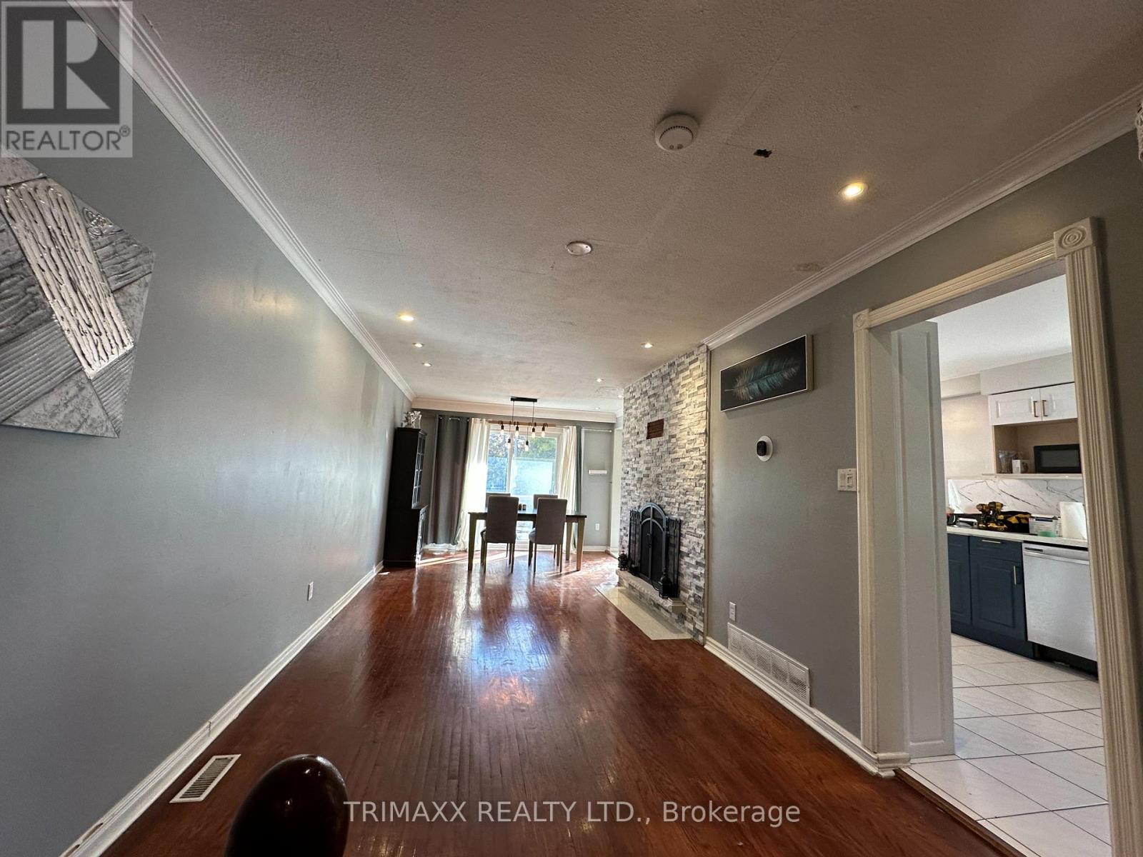 1179 Forestwood Drive, Mississauga, Ontario  L5C 1H6 - Photo 15 - W12514702