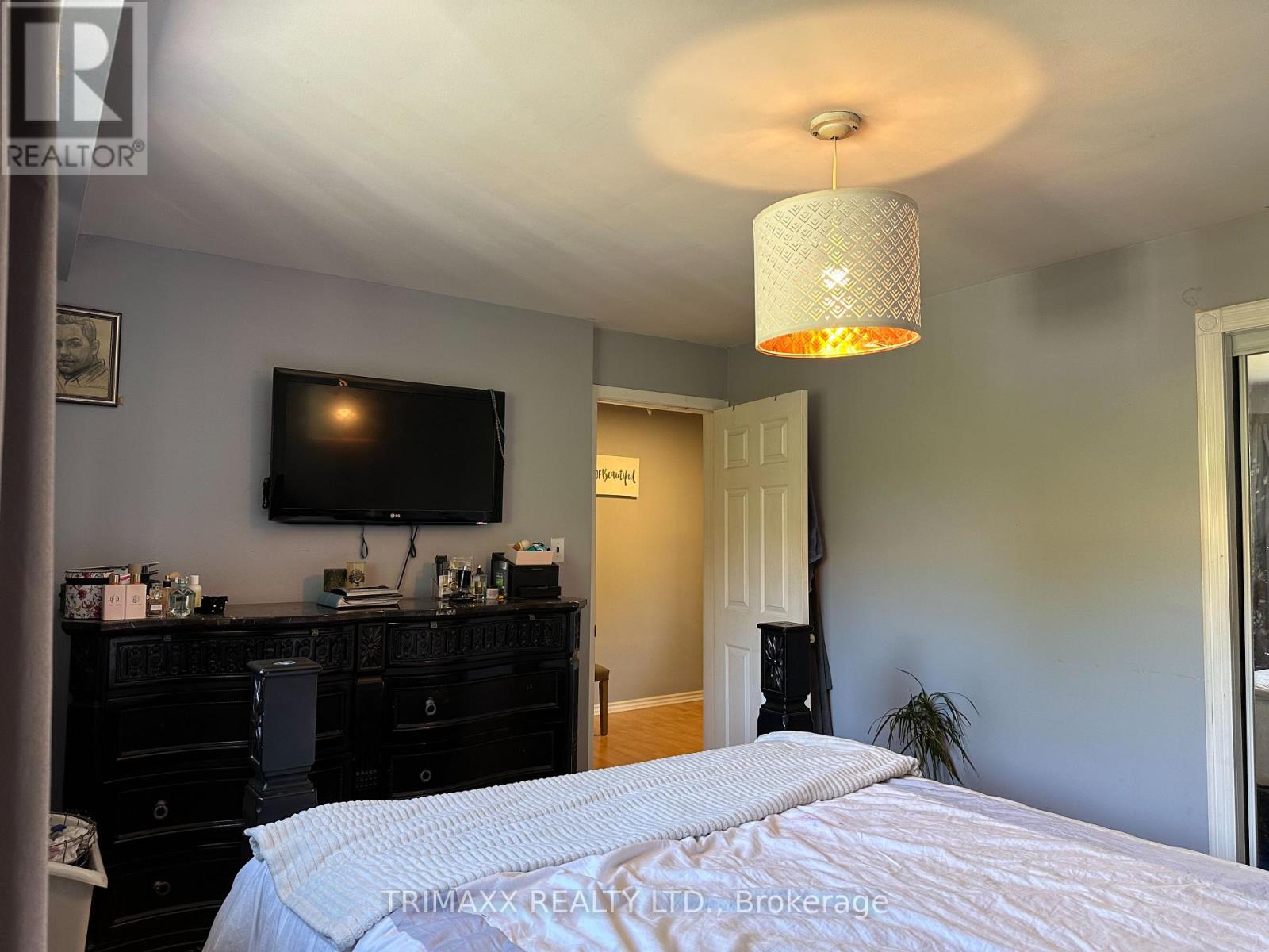 1179 Forestwood Drive, Mississauga, Ontario  L5C 1H6 - Photo 21 - W12514702