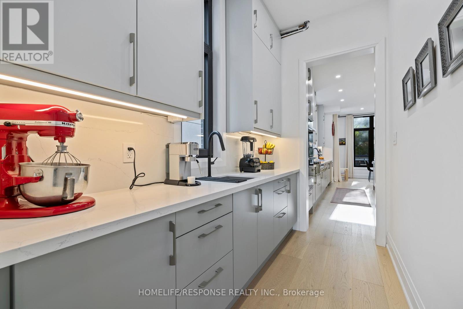 2110 Courtland Crescent, Mississauga, Ontario  L4Y 1V2 - Photo 9 - W12514712