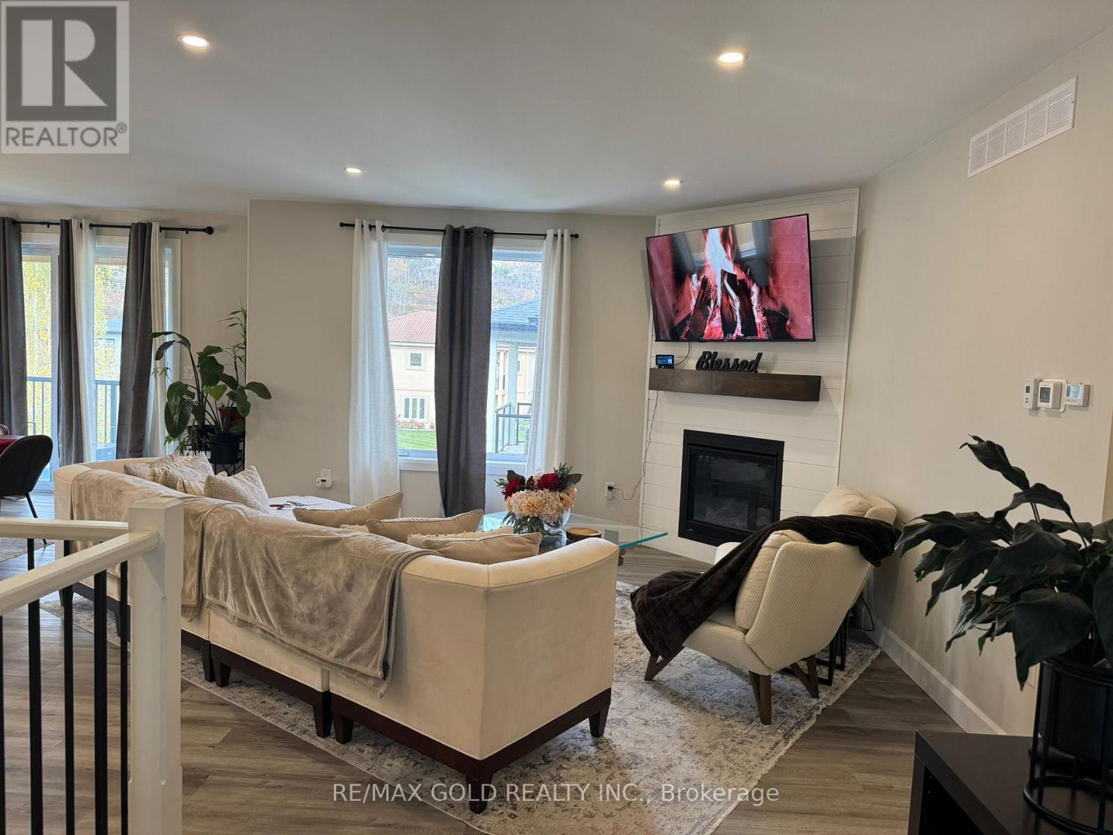 11 - 5 John Pound Road, Tillsonburg, Ontario  N4G 5X3 - Photo 13 - X12486365