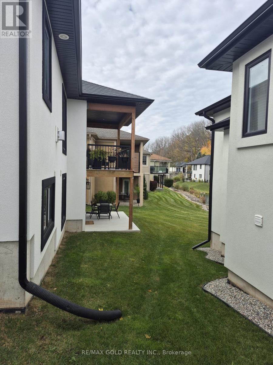 11 - 5 John Pound Road, Tillsonburg, Ontario  N4G 5X3 - Photo 27 - X12486365