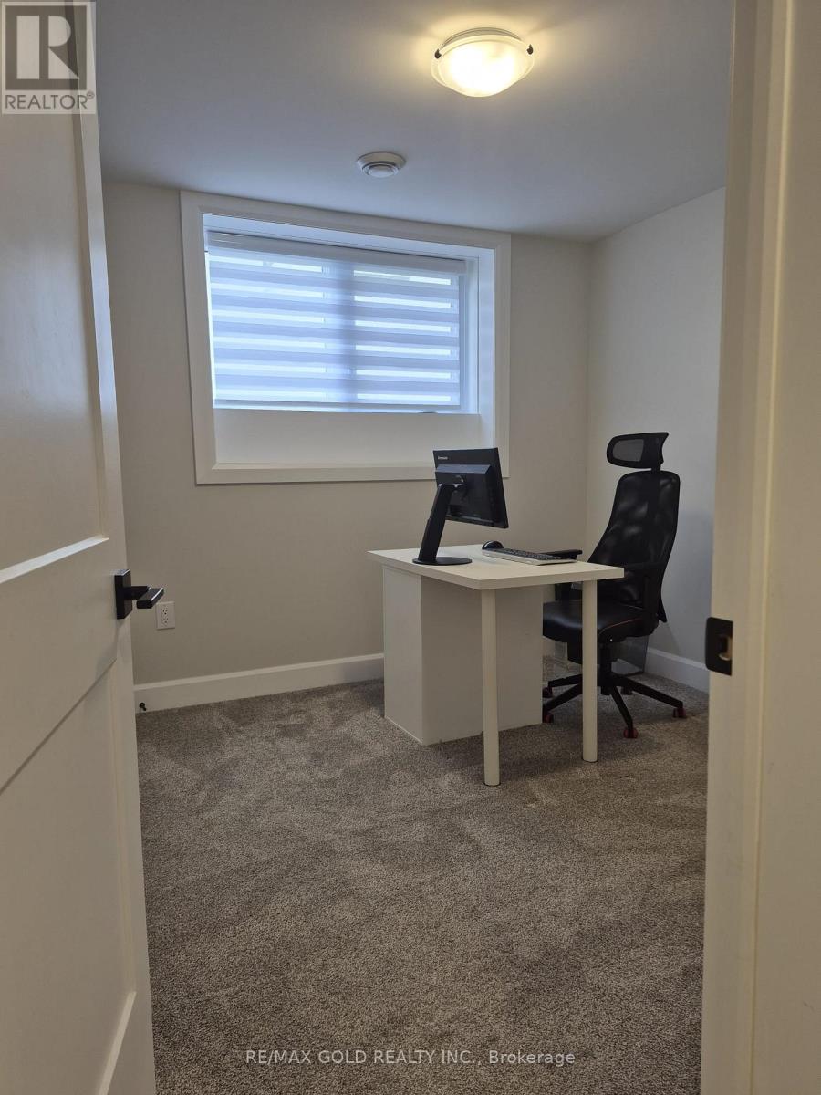 11 - 5 John Pound Road, Tillsonburg, Ontario  N4G 5X3 - Photo 38 - X12486365