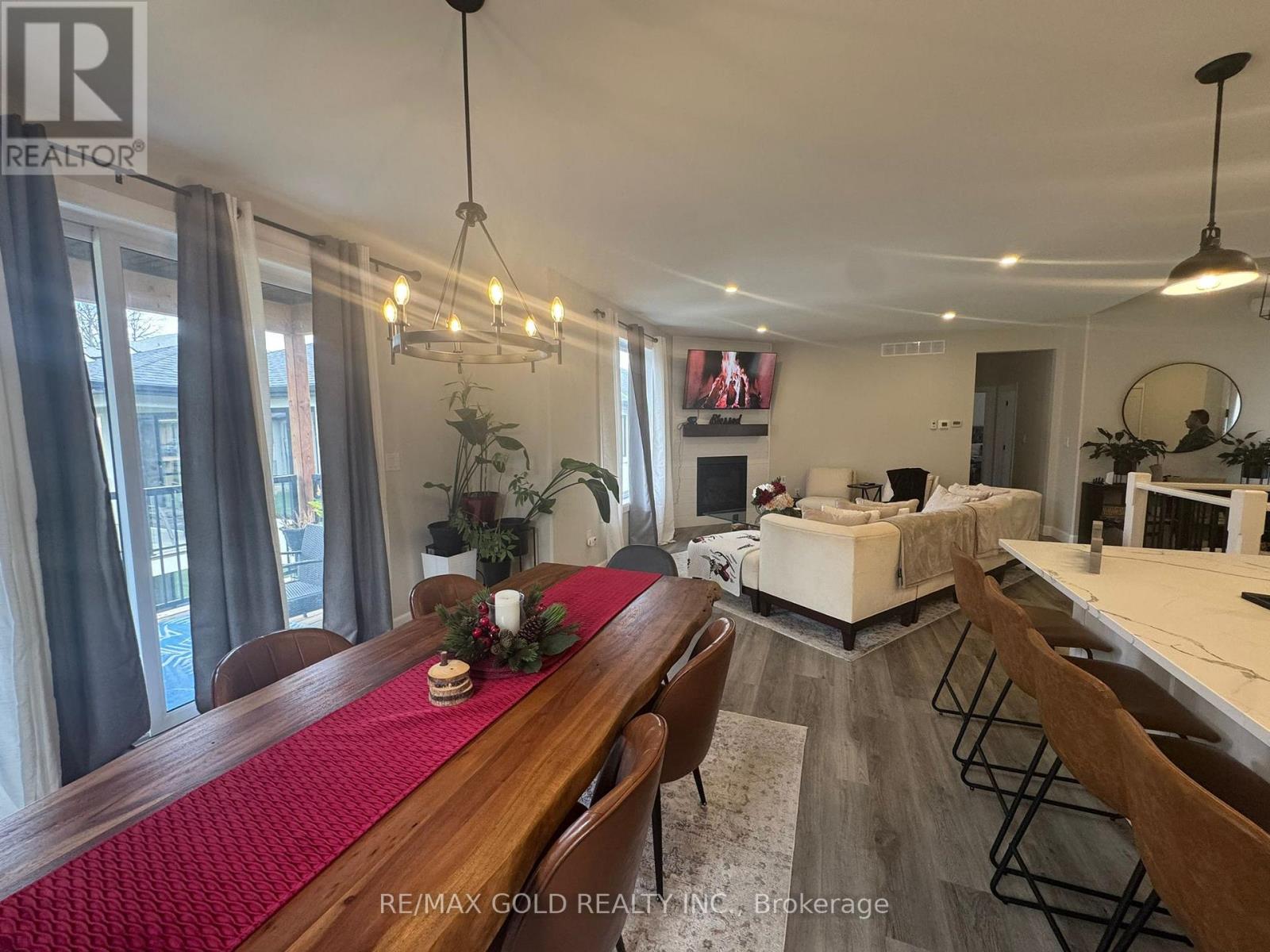 11 - 5 John Pound Road, Tillsonburg, Ontario  N4G 5X3 - Photo 10 - X12486365