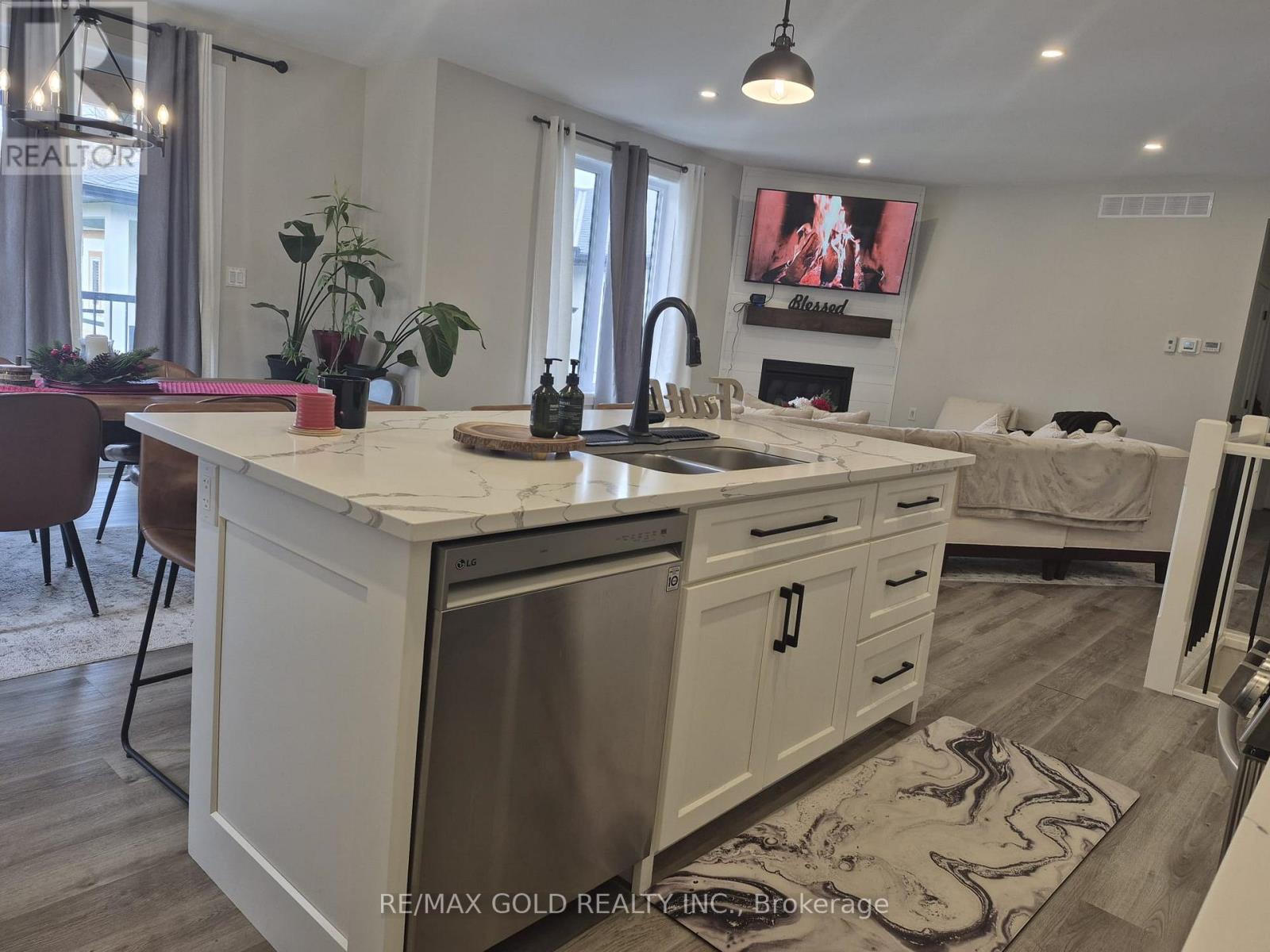 11 - 5 John Pound Road, Tillsonburg, Ontario  N4G 5X3 - Photo 6 - X12486365