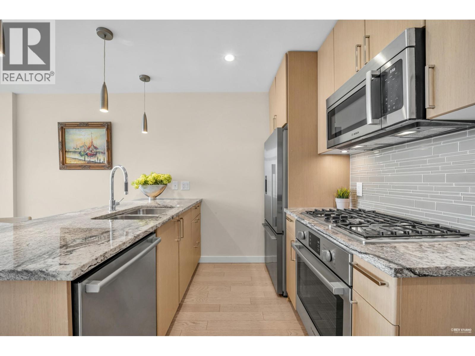 1002 88 W 1st Avenue, Vancouver, British Columbia  V5Y 0K2 - Photo 14 - R3065186