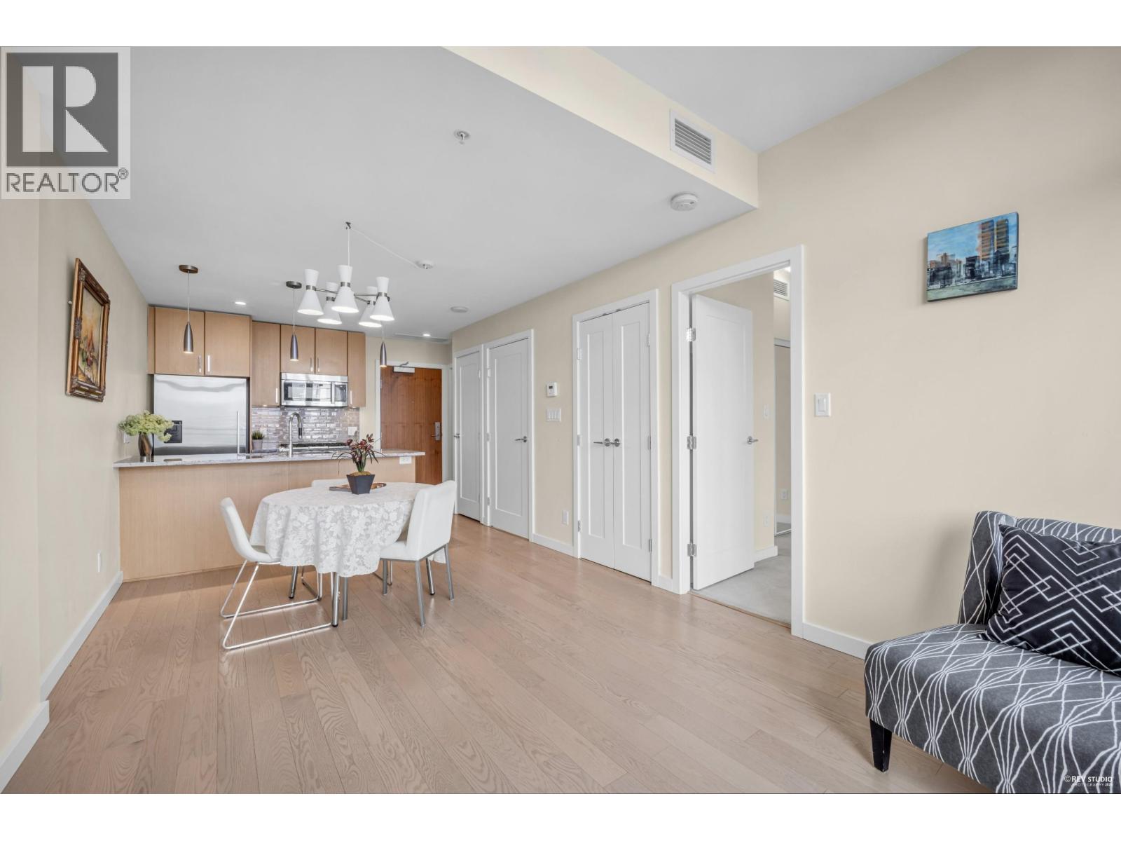 1002 88 W 1st Avenue, Vancouver, British Columbia  V5Y 0K2 - Photo 17 - R3065186