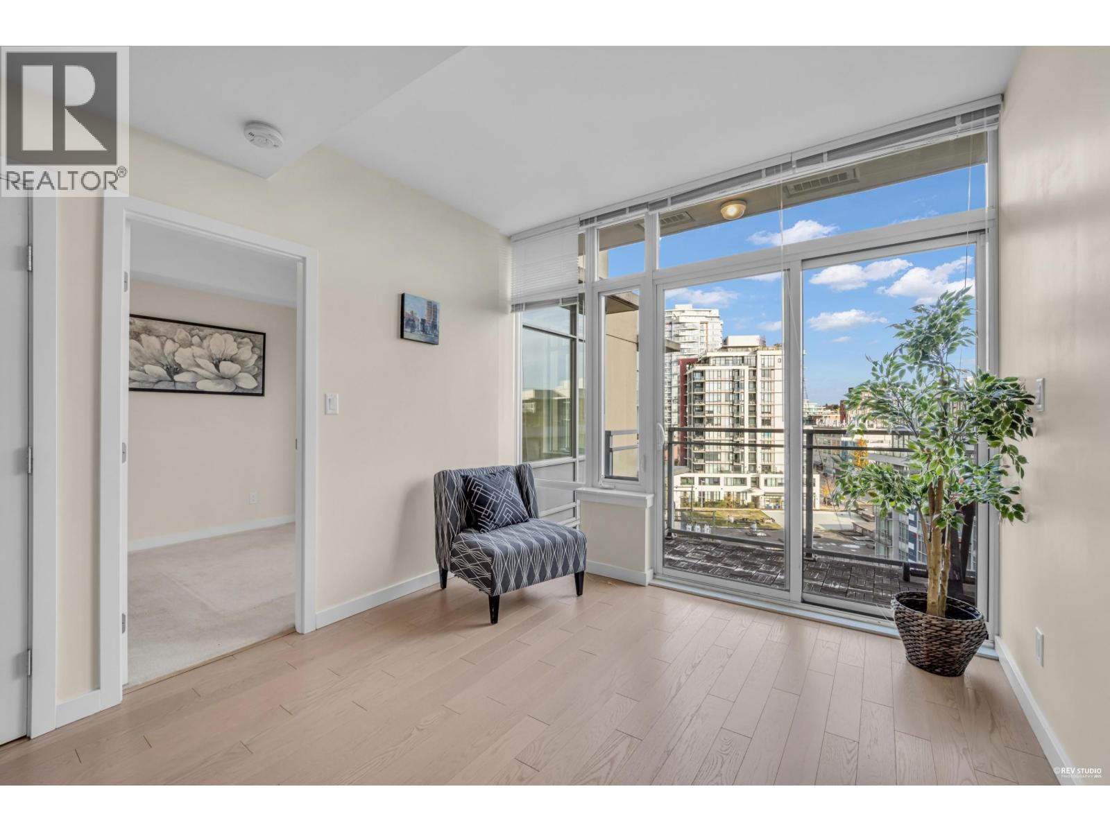 1002 88 W 1st Avenue, Vancouver, British Columbia  V5Y 0K2 - Photo 8 - R3065186