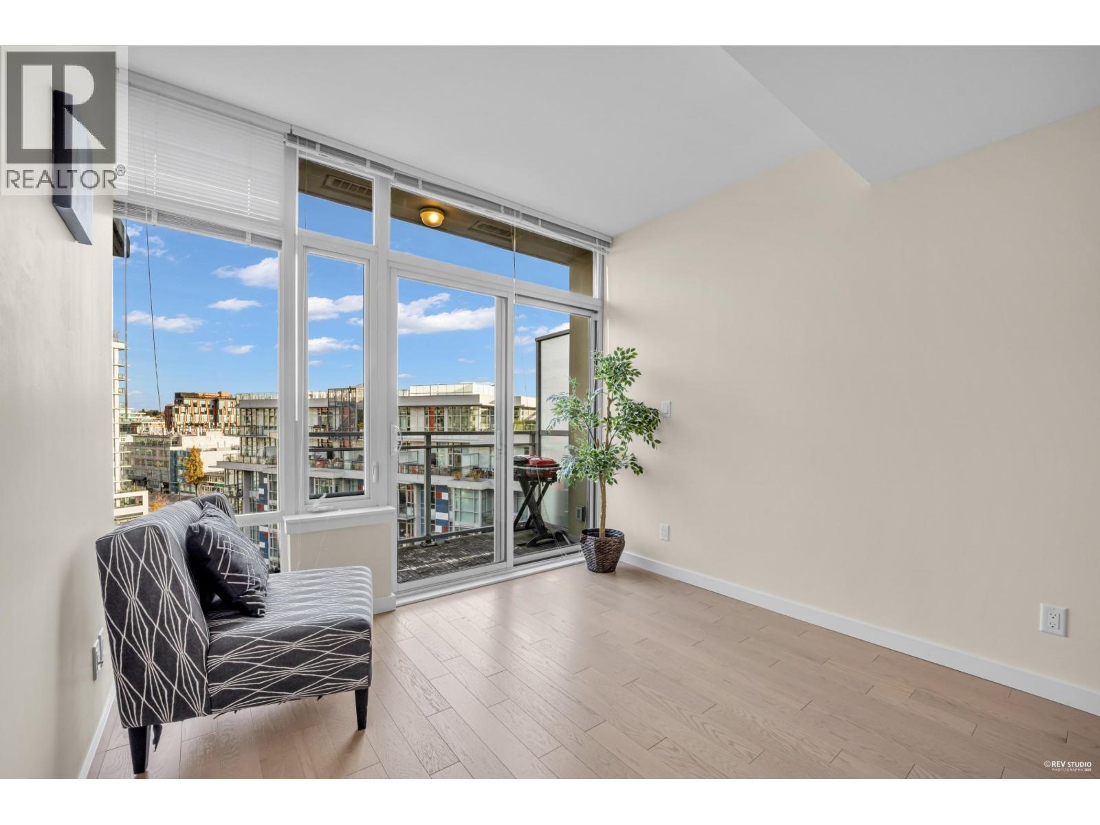 1002 88 W 1st Avenue, Vancouver, British Columbia  V5Y 0K2 - Photo 9 - R3065186