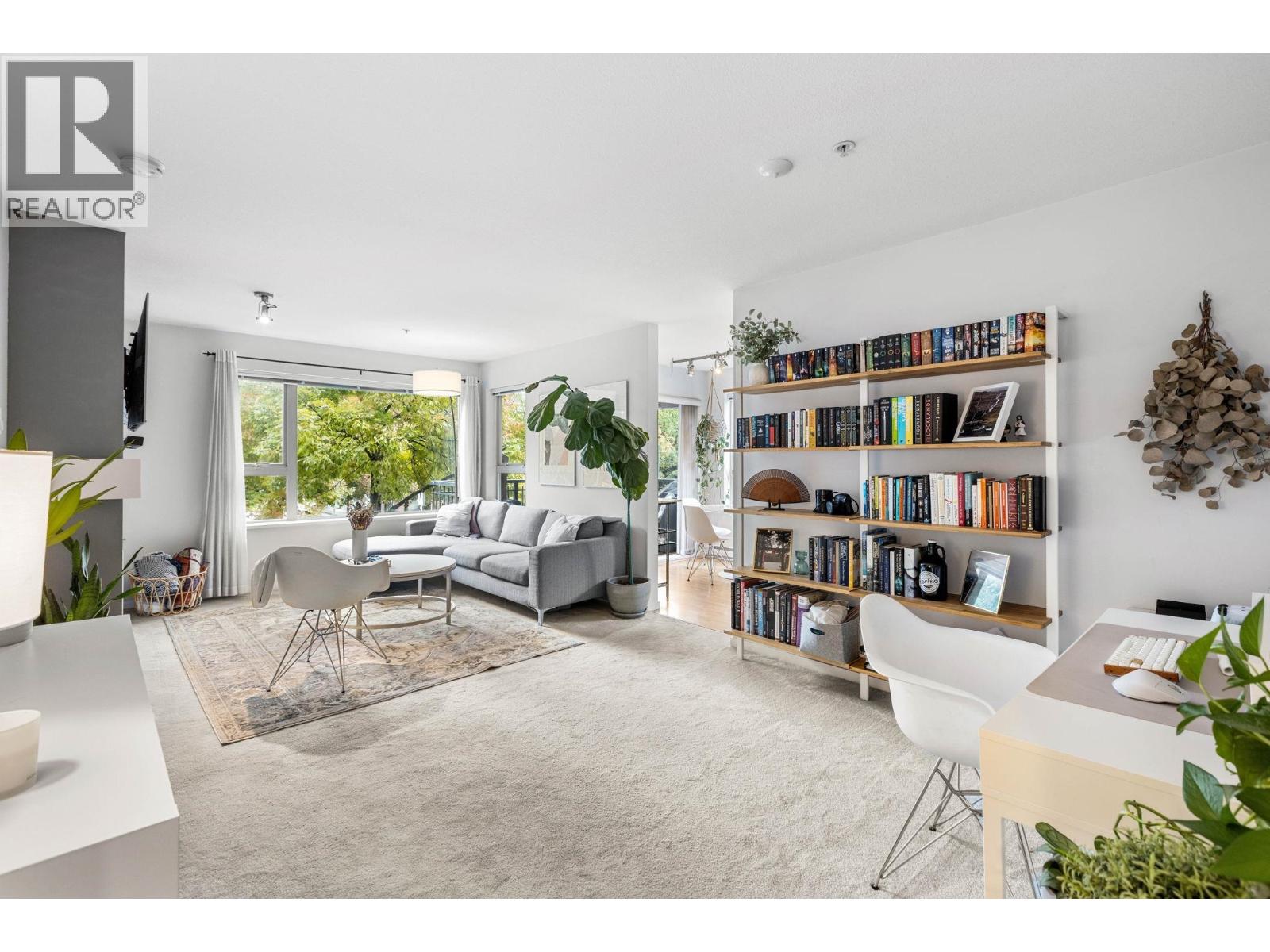 210 200 Klahanie Drive, Port Moody, British Columbia  V3H 5K7 - Photo 6 - R3065203