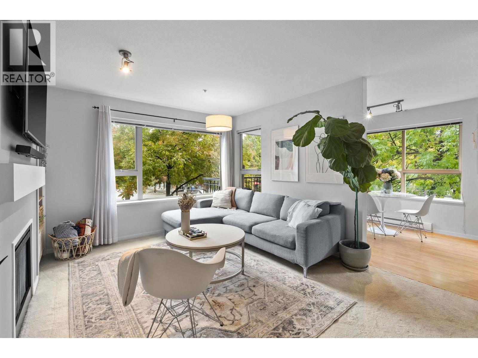 210 200 Klahanie Drive, Port Moody, British Columbia  V3H 5K7 - Photo 8 - R3065203