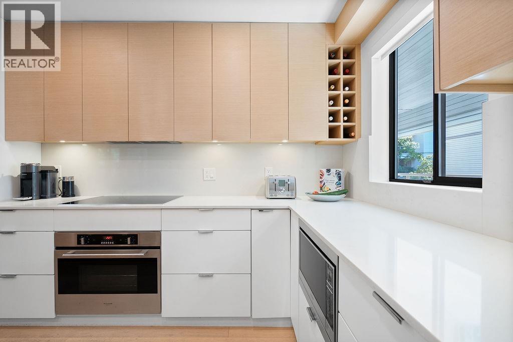 301 1350 Comox Street, Vancouver, British Columbia V6E 4E1 - Photo 11 - R3065207