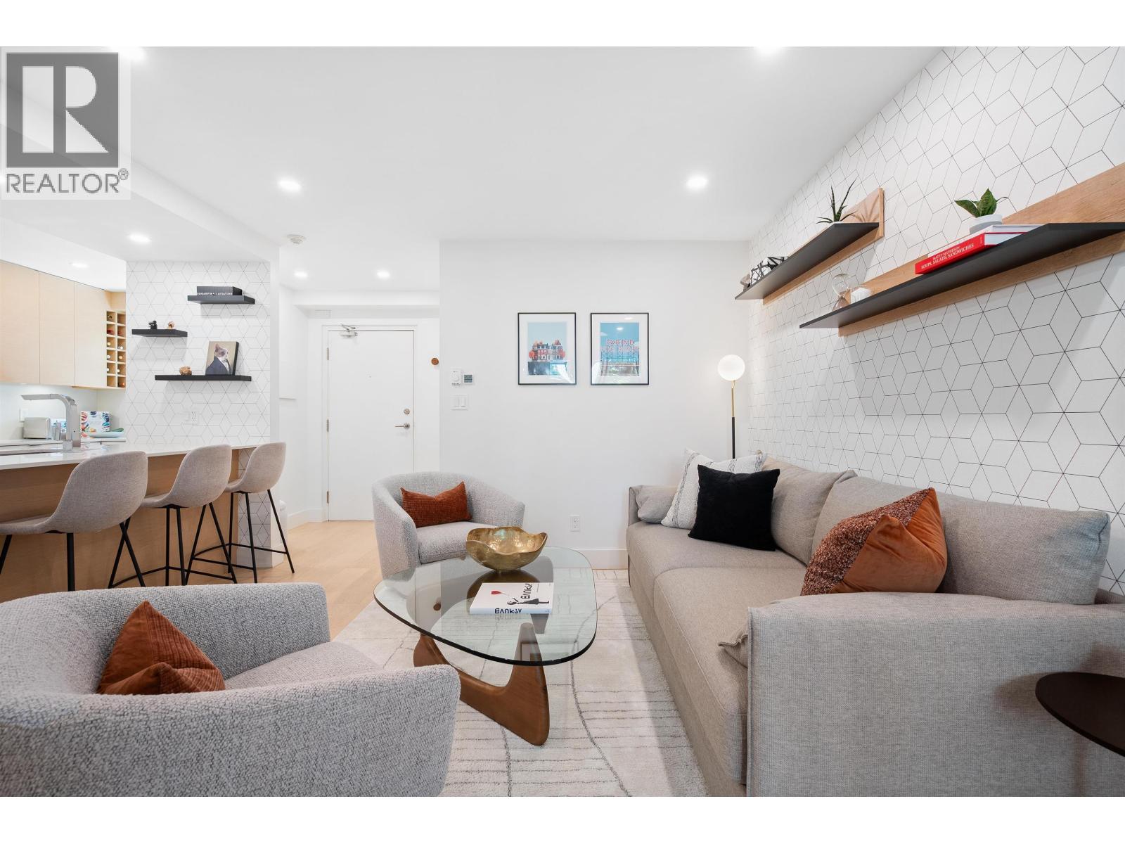 301 1350 Comox Street, Vancouver, British Columbia V6E 4E1 - Photo 2 - R3065207