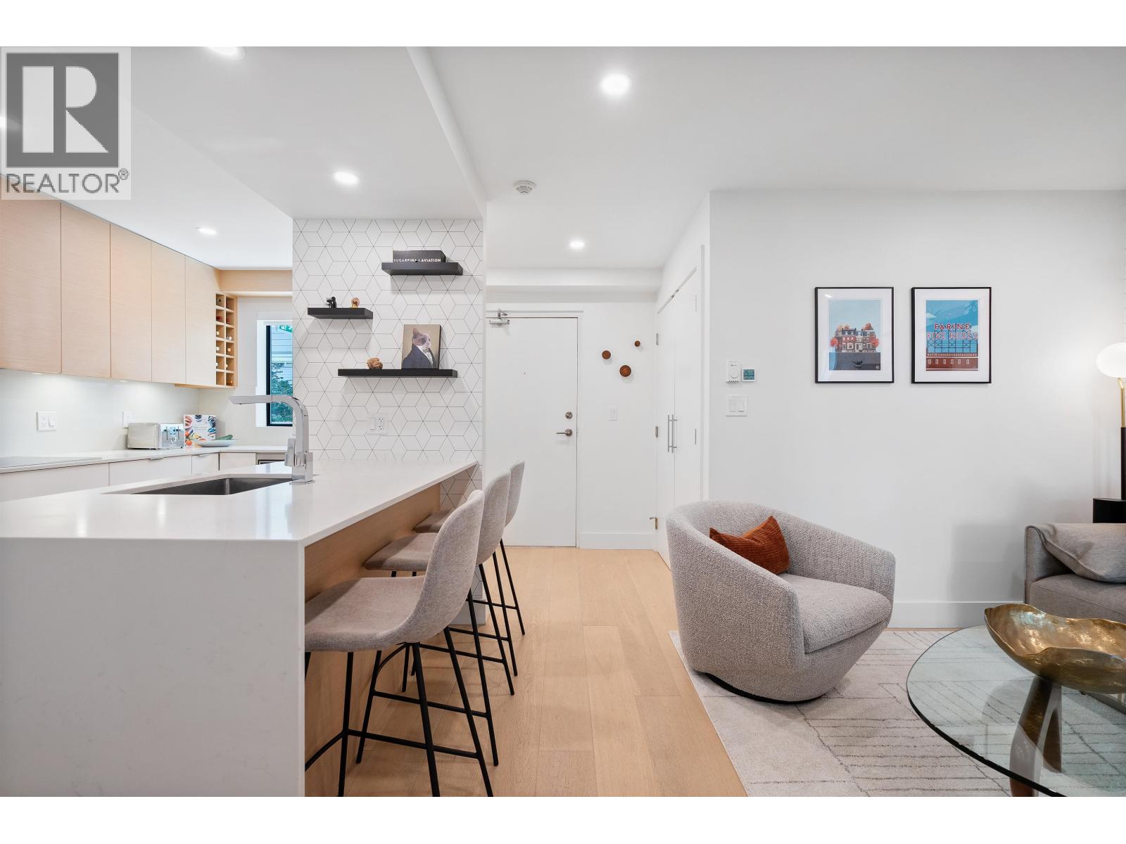 301 1350 Comox Street, Vancouver, British Columbia V6E 4E1 - Photo 3 - R3065207