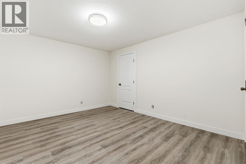 5 Del Monica Bay Ne, Calgary, Alberta  T1Y 6R2 - Photo 28 - A2267947