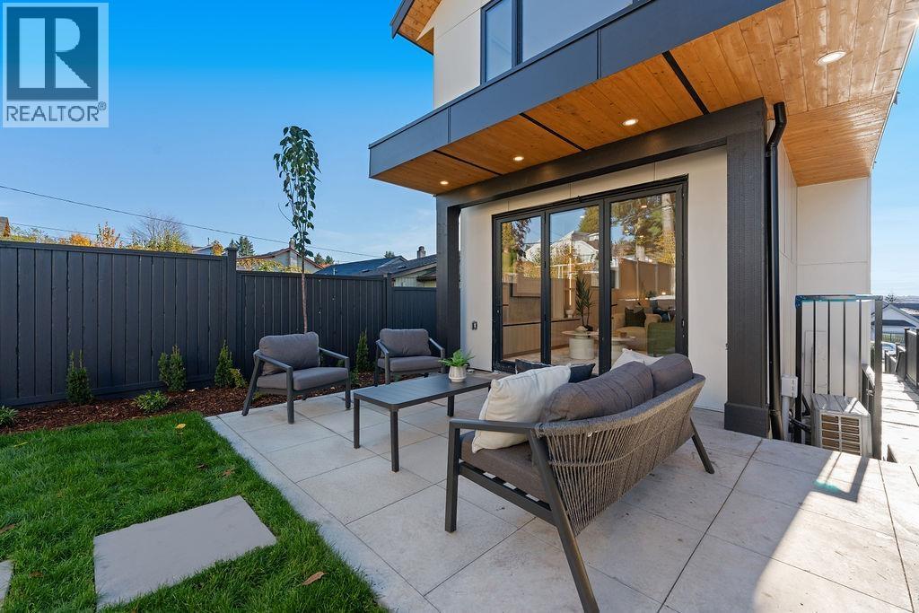 504 E 5th Street, North Vancouver, British Columbia V7L 1M4 - Photo 36 - R3065199