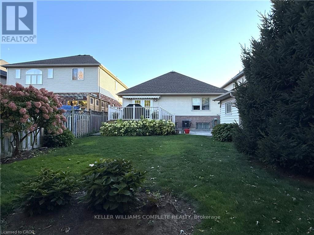 144 Sumner Crescent, Grimsby, Ontario  L3M 0B4 - Photo 28 - X12514438