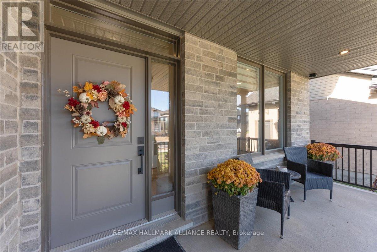 90 Rea Drive, Centre Wellington, Ontario  N1M 0H5 - Photo 3 - X12514458