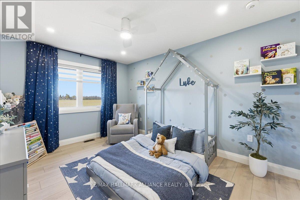 90 Rea Drive, Centre Wellington, Ontario  N1M 0H5 - Photo 31 - X12514458