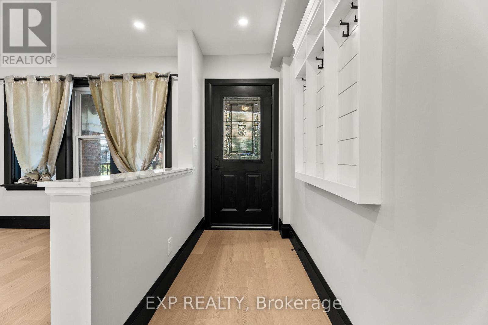 105 Rothsay Avenue, Hamilton, Ontario  L8M 3G3 - Photo 6 - X12514512