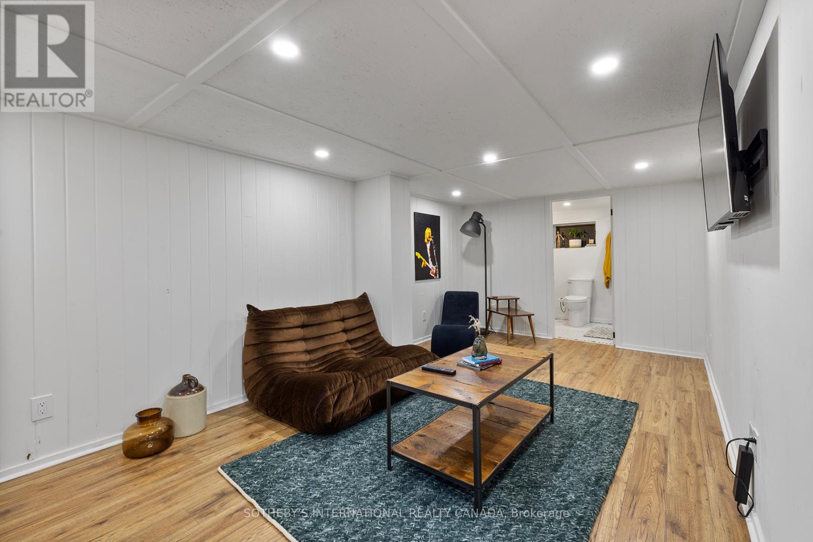 253 Graham Avenue S, Hamilton, Ontario  L8K 2M7 - Photo 23 - X12514580