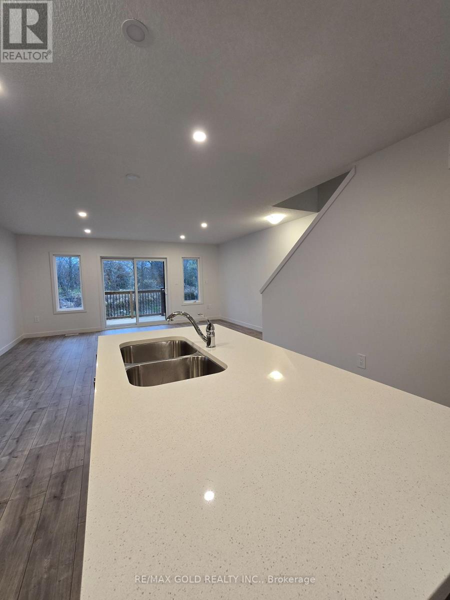 27 Oak Forest Common Crescent, Cambridge, Ontario  N1S 0E4 - Photo 16 - X12514634