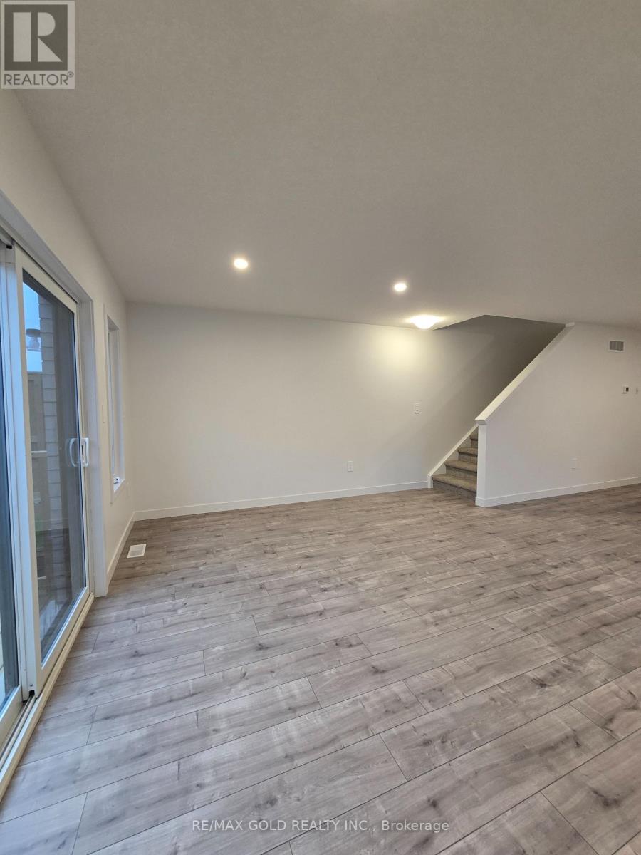 27 Oak Forest Common Crescent, Cambridge, Ontario  N1S 0E4 - Photo 17 - X12514634