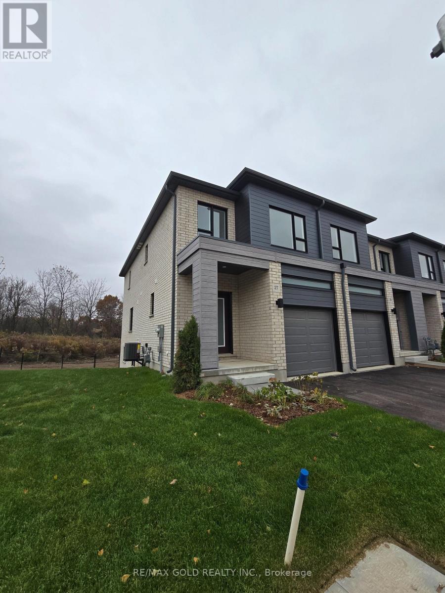 27 Oak Forest Common Crescent, Cambridge, Ontario  N1S 0E4 - Photo 2 - X12514634