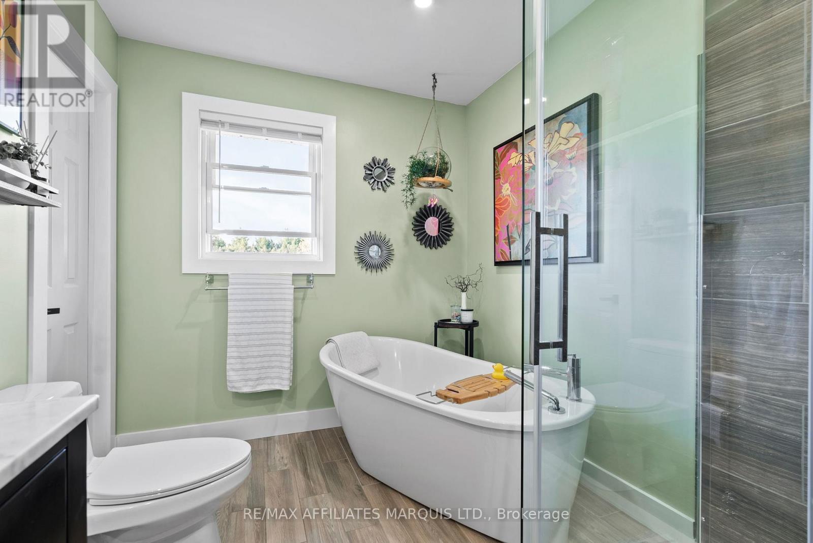 6525 Clifford Avenue, South Glengarry, Ontario K6H 5R5 - Photo 24 - X12514732