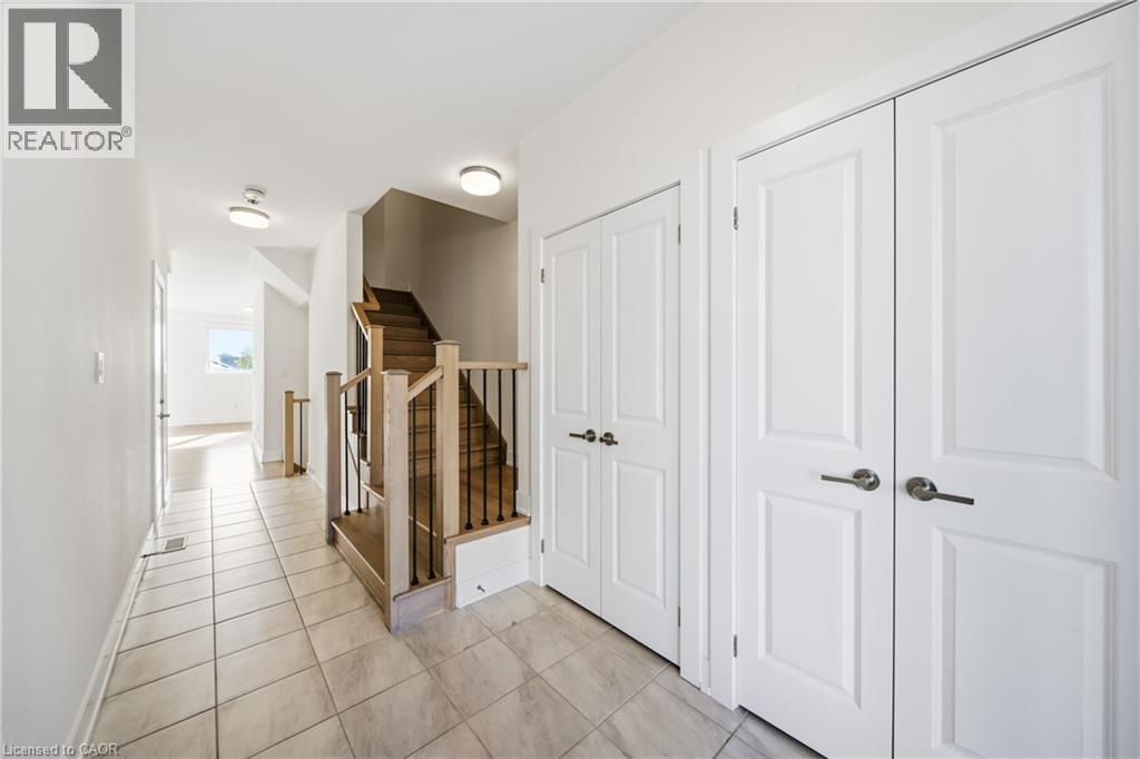 2273 Turnberry Road Unit# 20, Burlington, Ontario  L7M 2B2 - Photo 8 - 40775002