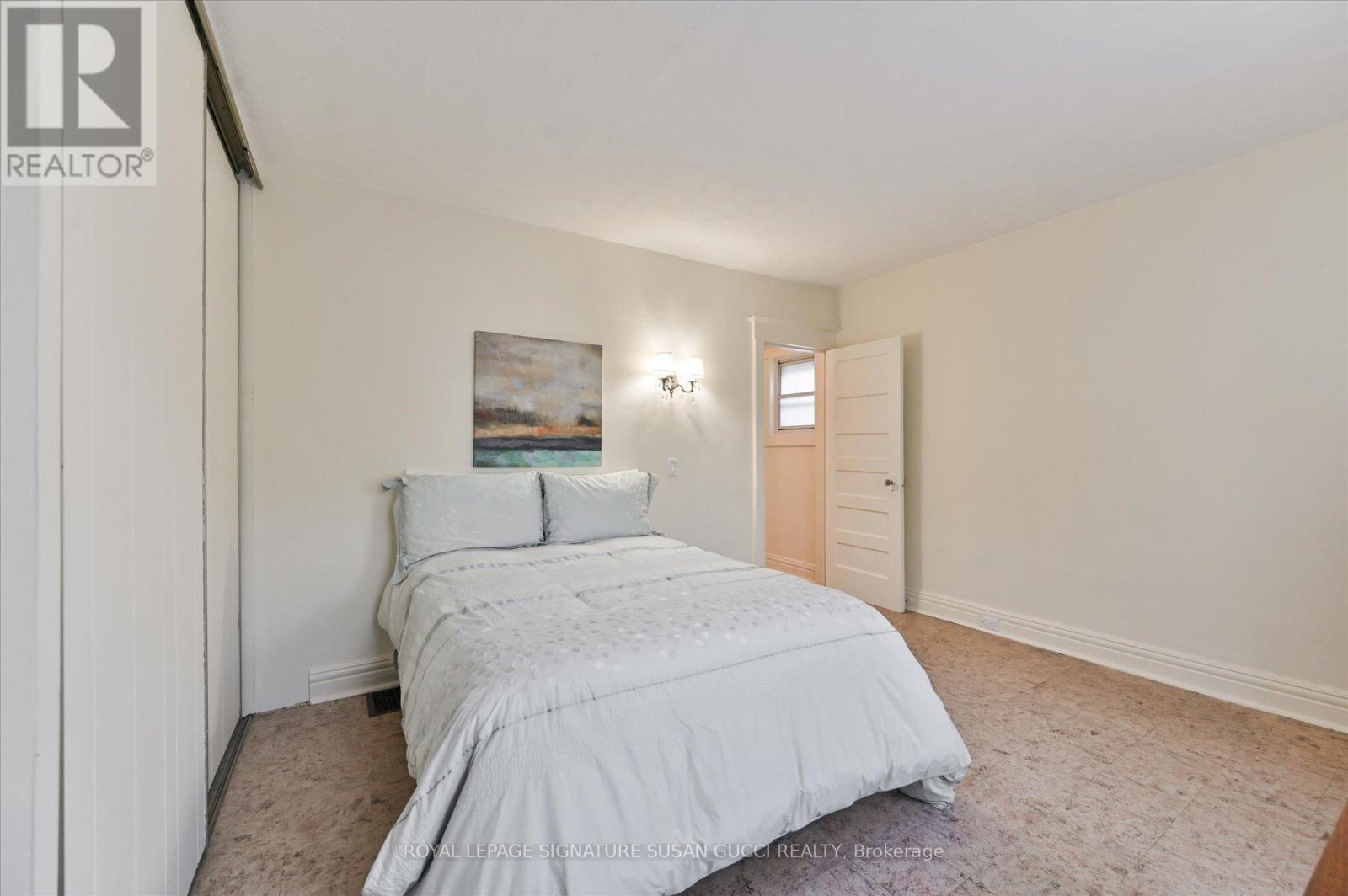 313 Gowan Avenue, Toronto, Ontario  M4J 2K7 - Photo 16 - E12509918