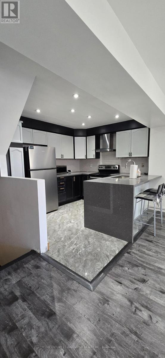 6 Burnsborough Street, Ajax (South West), Ontario  L1S 0B6 - Photo 11 - E12508498