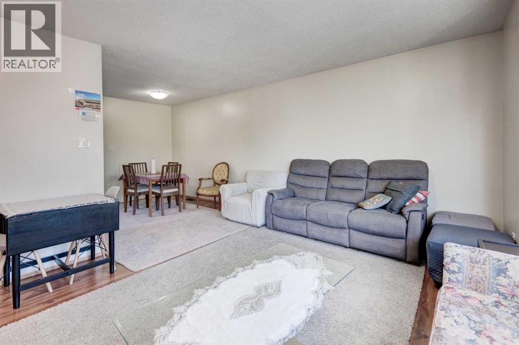 5 Fonda Drive Se, Calgary, Alberta  T2A 6E4 - Photo 8 - A2267445