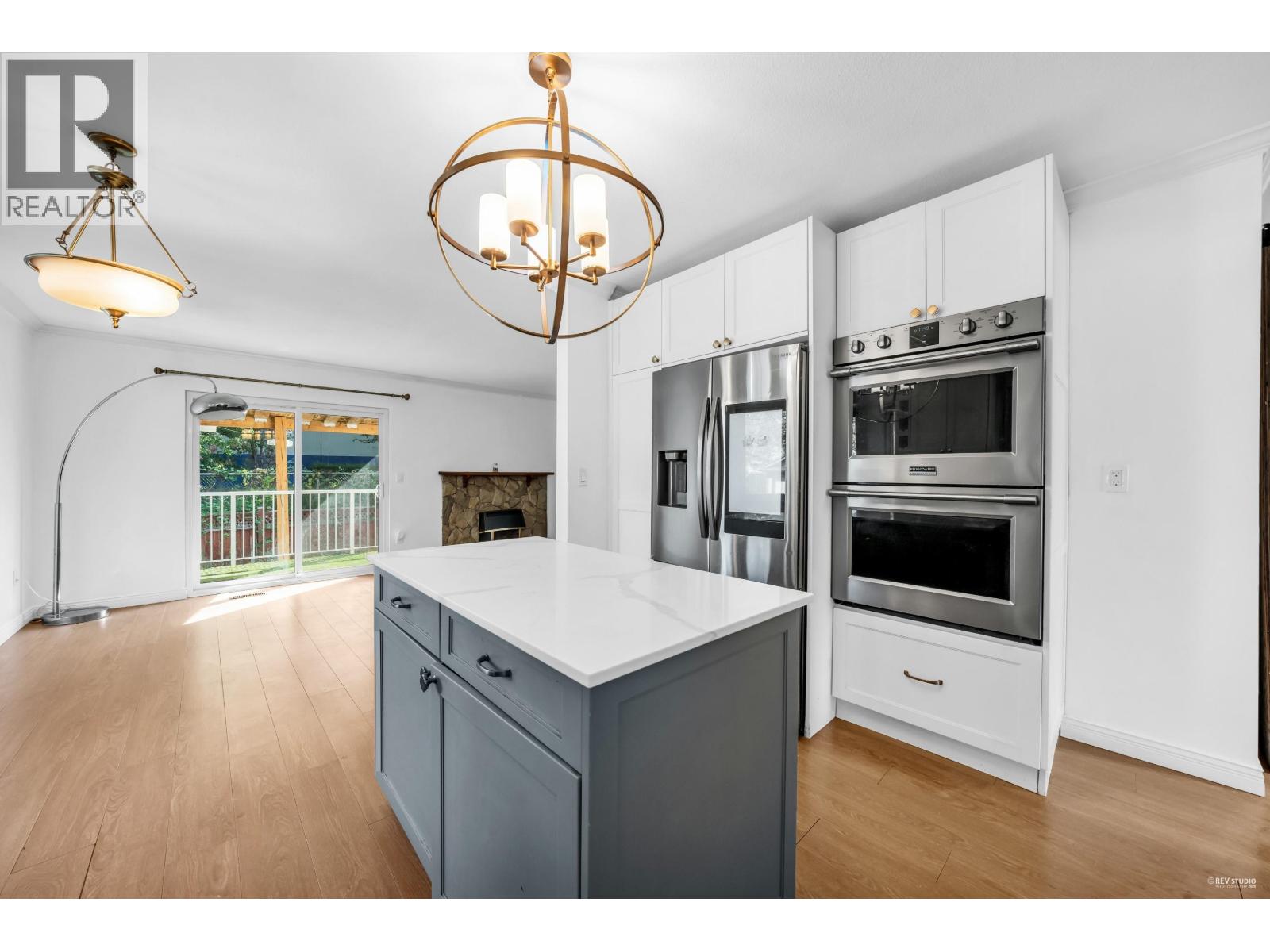 12150 Chestnut Crescent, Pitt Meadows, British Columbia  V3Y 2C6 - Photo 4 - R3065204