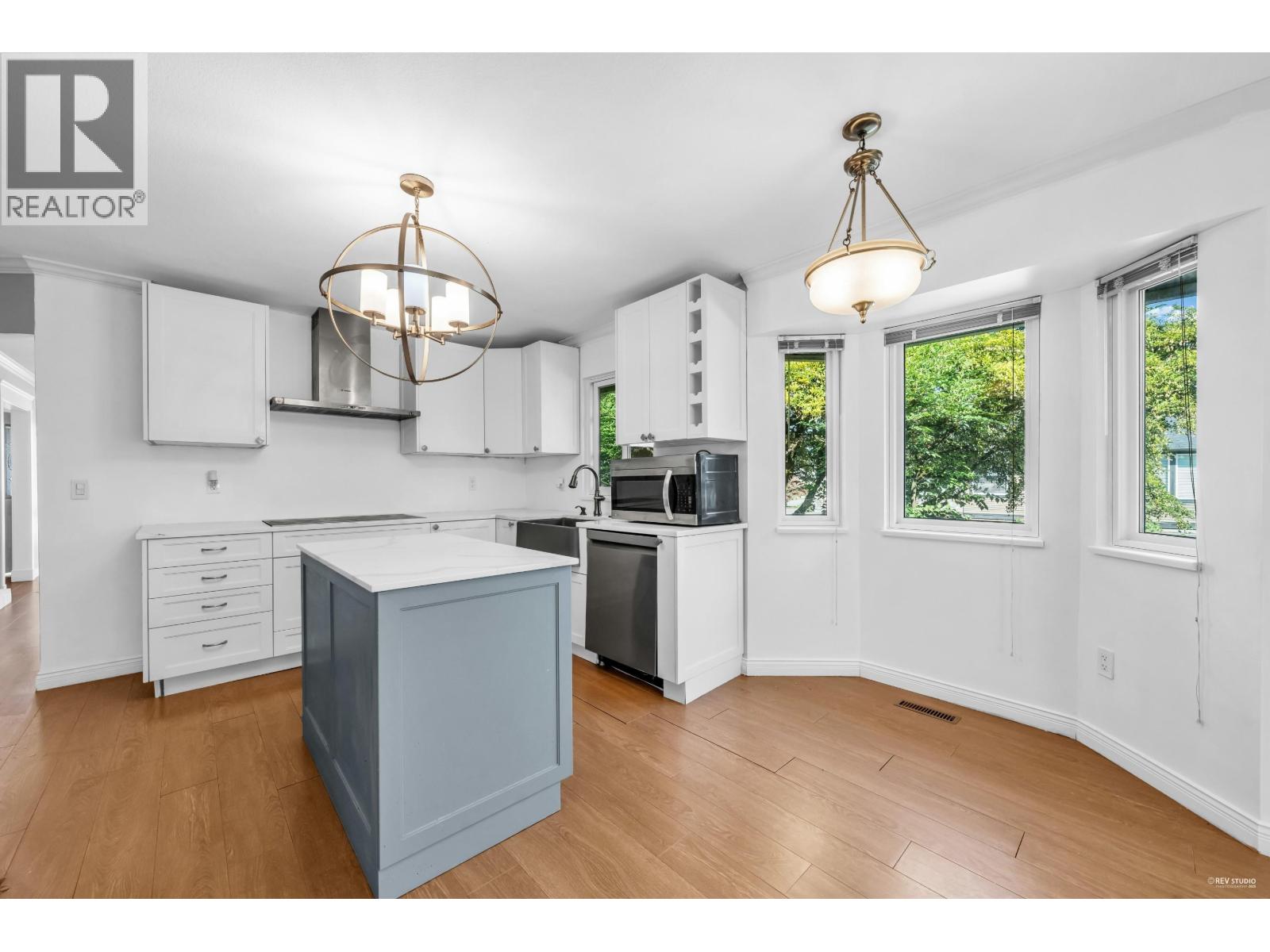 12150 Chestnut Crescent, Pitt Meadows, British Columbia  V3Y 2C6 - Photo 5 - R3065204