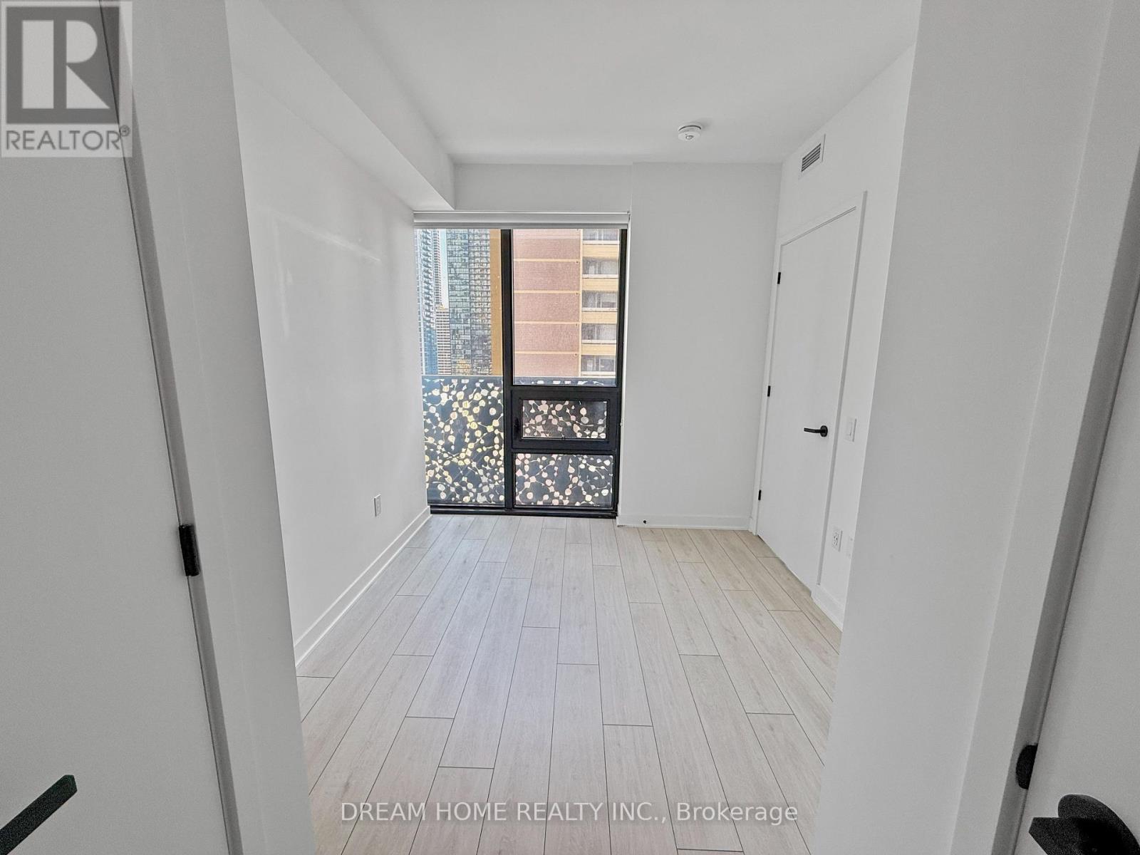 1413 - 55 Charles Street E, Toronto, Ontario M4Y 0J1 - Photo 8 - C12514718