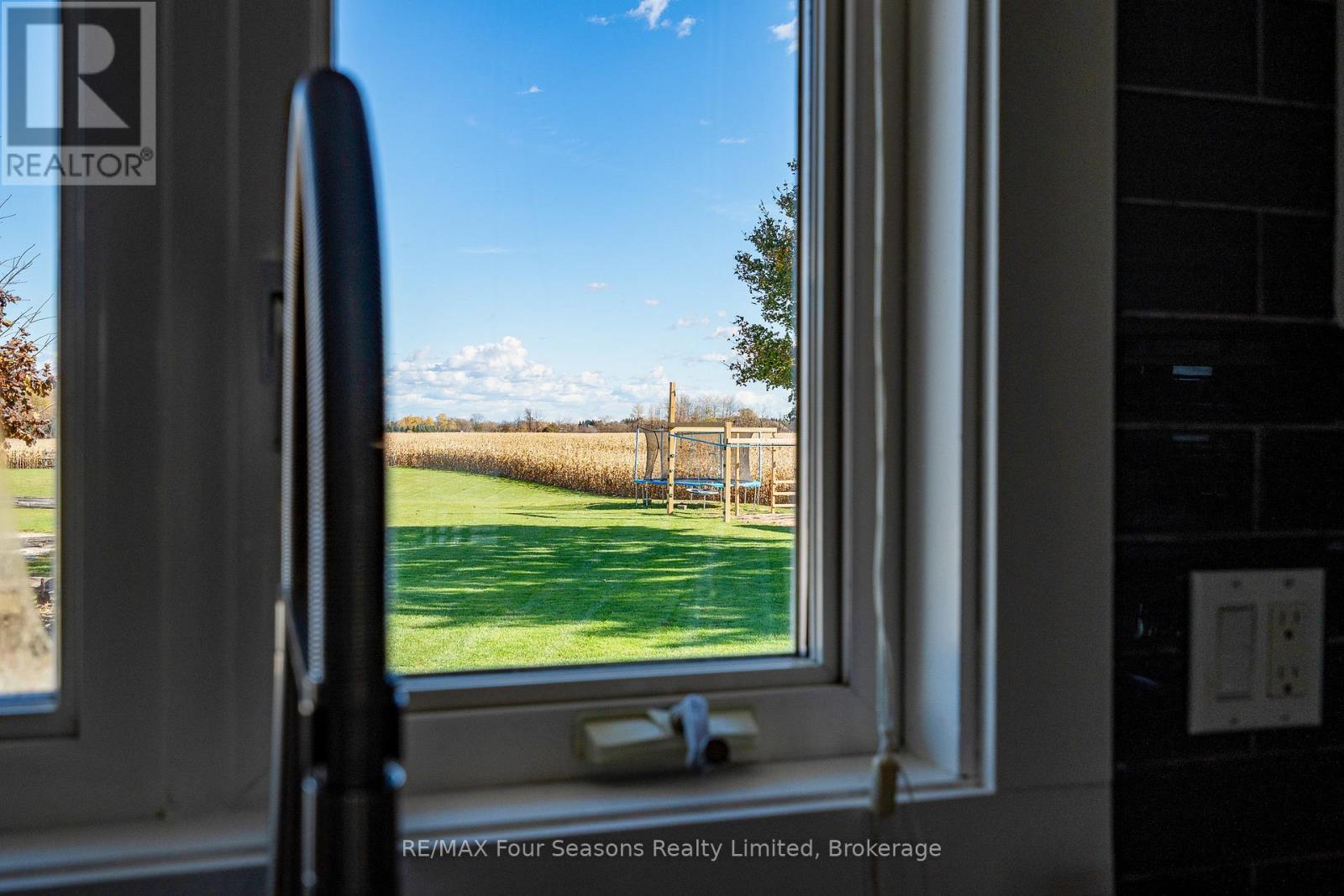 475 Lyons Court, Wasaga Beach, Ontario  L9Z 1V1 - Photo 12 - S12514704