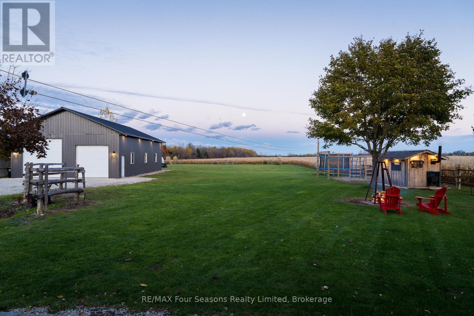 475 Lyons Court, Wasaga Beach, Ontario  L9Z 1V1 - Photo 2 - S12514704