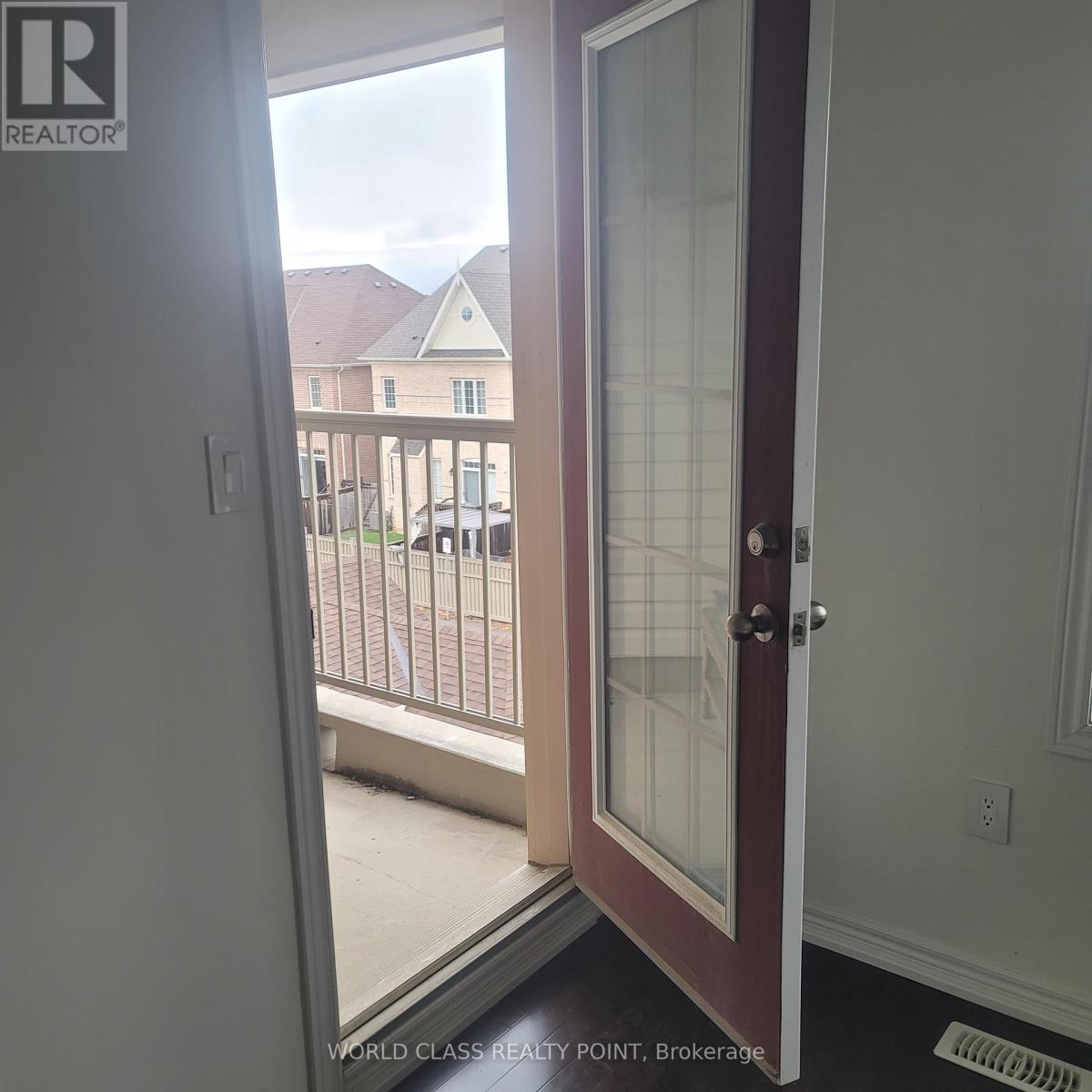 255 Barons Street, Vaughan, Ontario  L4H 3Z3 - Photo 19 - N12514742