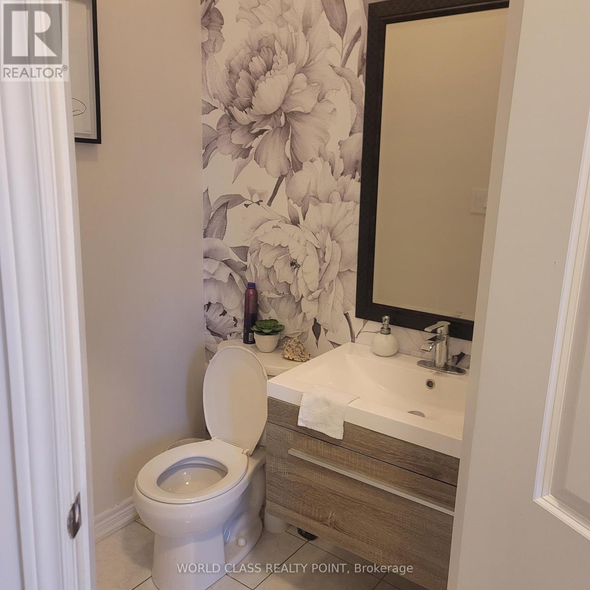 255 Barons Street, Vaughan, Ontario  L4H 3Z3 - Photo 2 - N12514742