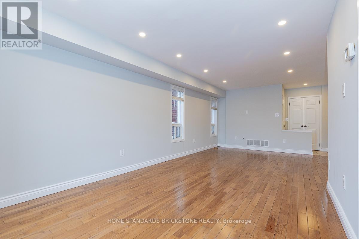 72 Sylwood Crescent, Vaughan, Ontario  L6A 2P7 - Photo 13 - N12514772