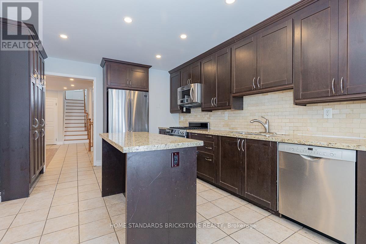 72 Sylwood Crescent, Vaughan, Ontario  L6A 2P7 - Photo 17 - N12514772