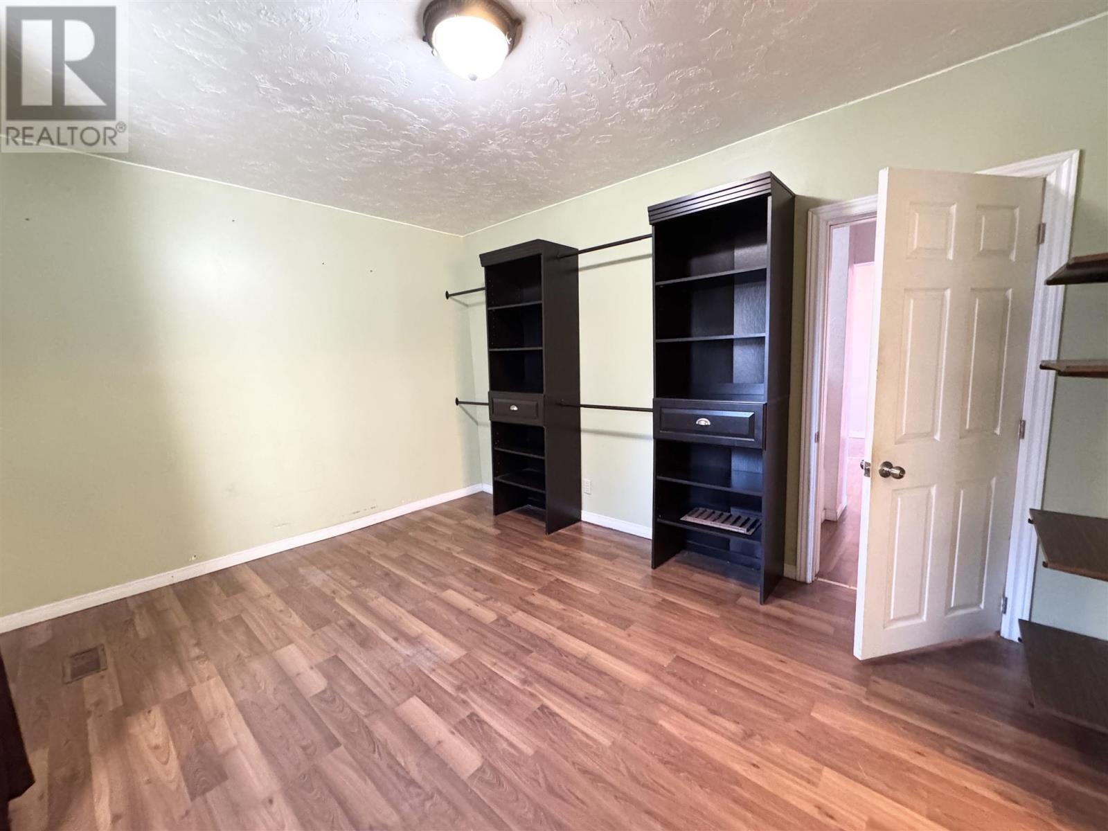 41 Elgin St, Chapleau, Ontario P0M 1K0 - Photo 17 - SM253177