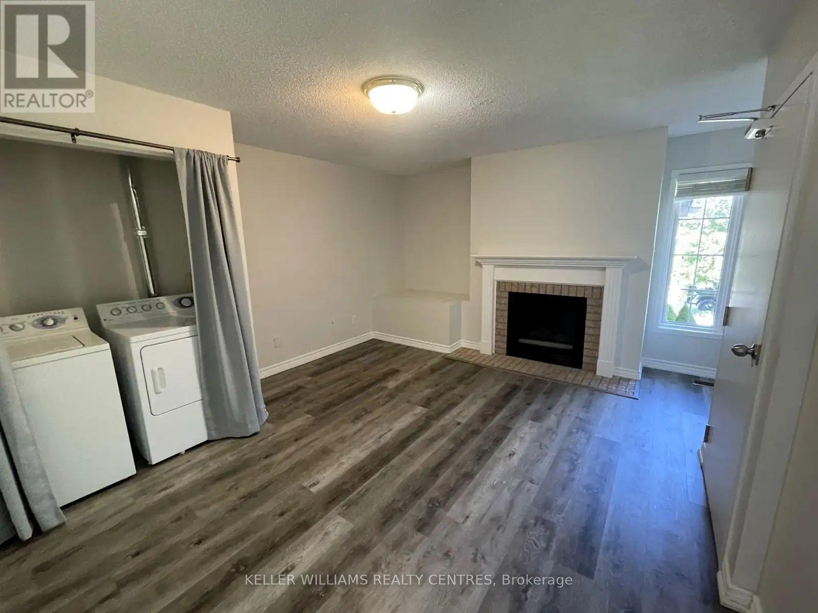 111 Athabaska Road, Barrie (Holly), Ontario  L4N 8E6 - Photo 3 - S12514760