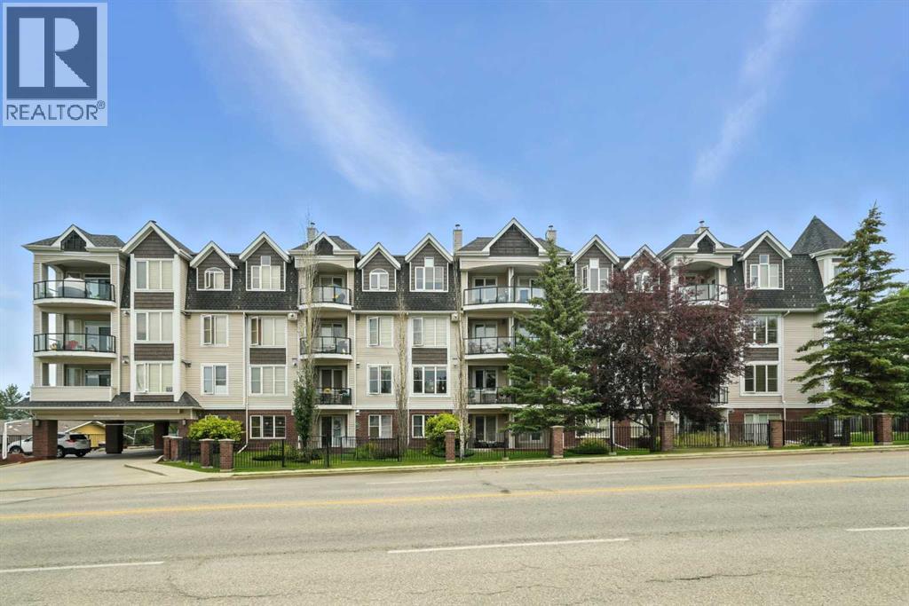 203, 4707 50 Street, Sylvan Lake, Alberta