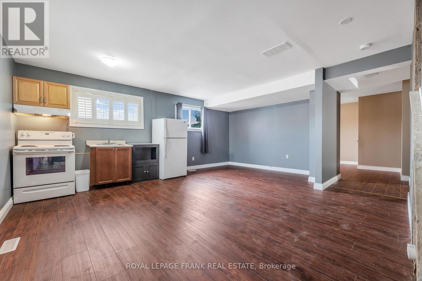 11 Mary Street E, Kawartha Lakes, Ontario  K0L 2W0 - Photo 10 - X12514812