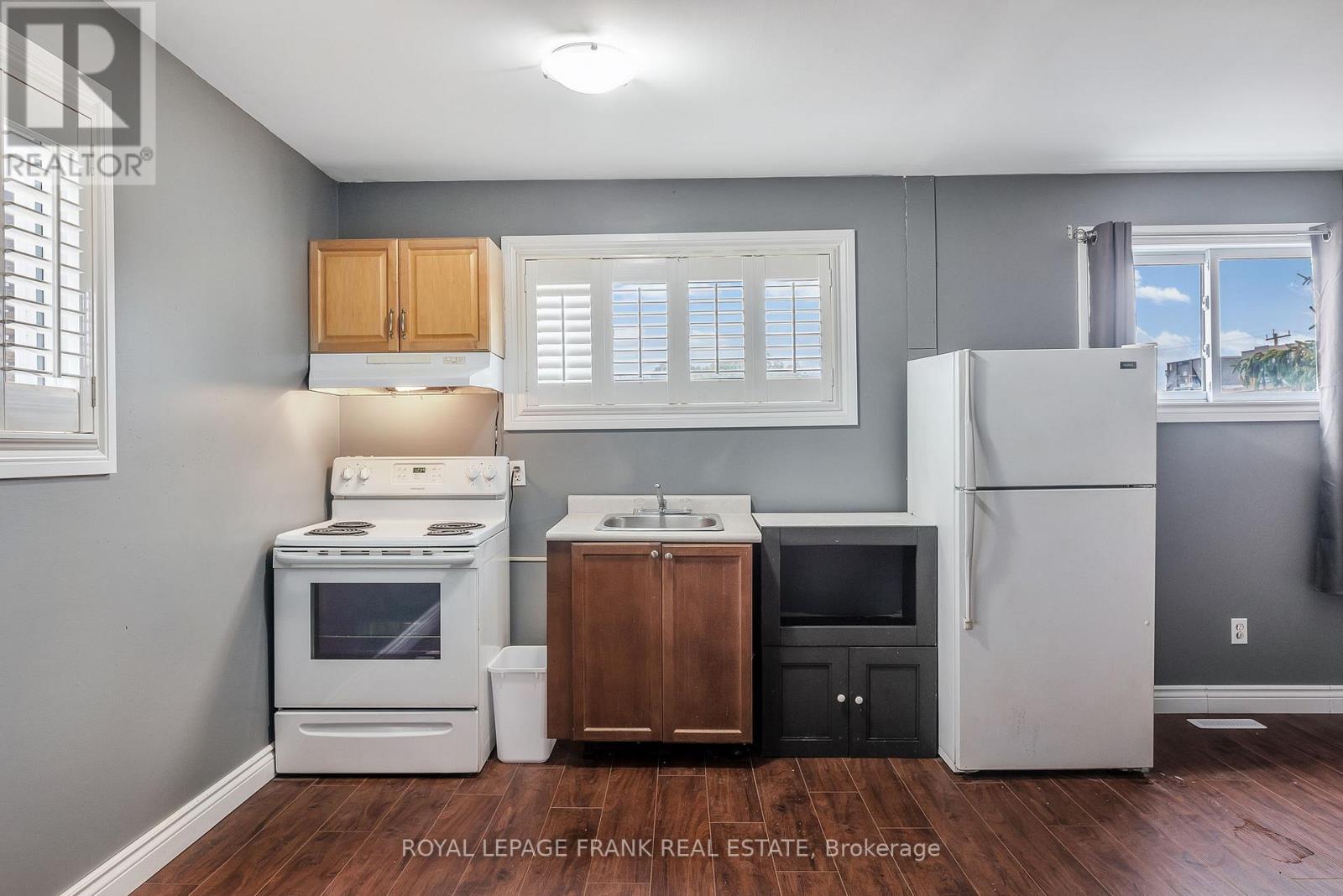 11 Mary Street E, Kawartha Lakes, Ontario  K0L 2W0 - Photo 15 - X12514812